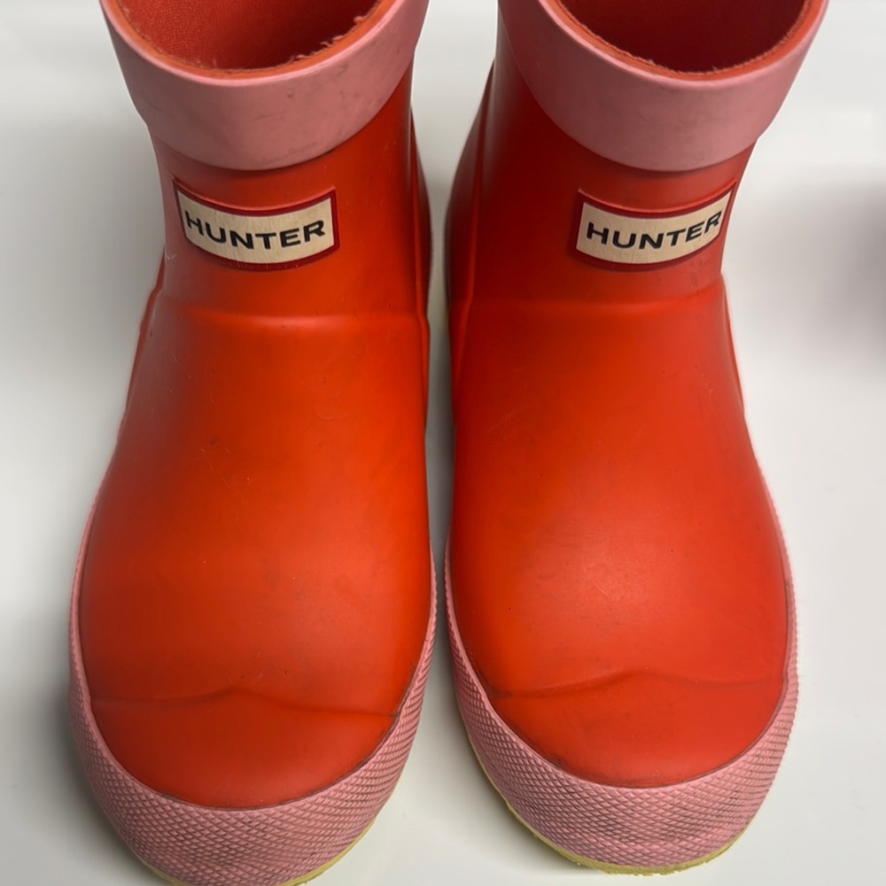 Hunter Kids Vibrant Red rain boots size 13 US size 12 UK